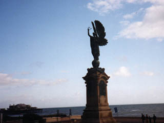 Hove peace statue